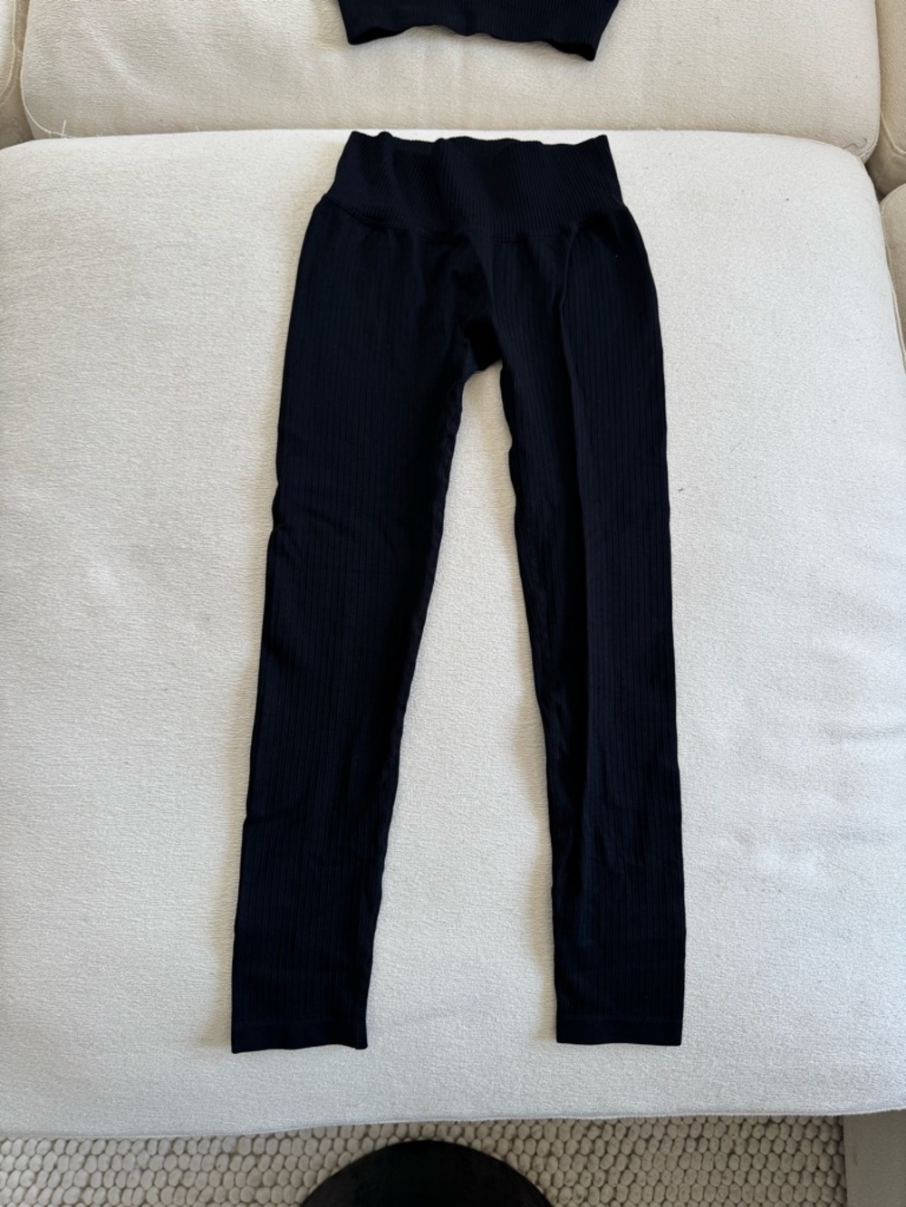 Black Ribbed Seamless Yoga Set Small | 2 Piece Gym Outfit Athleisure - Picture 6 of 8